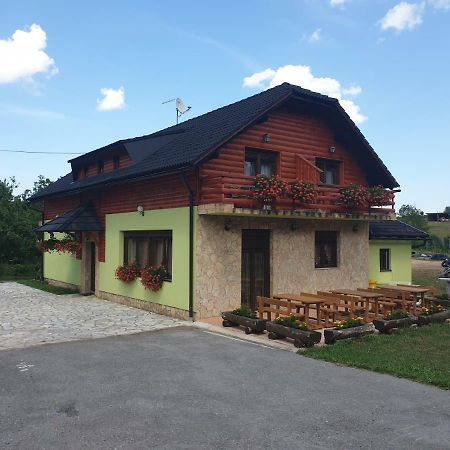 Plitvice Rooms スモーヤナク エクステリア 写真